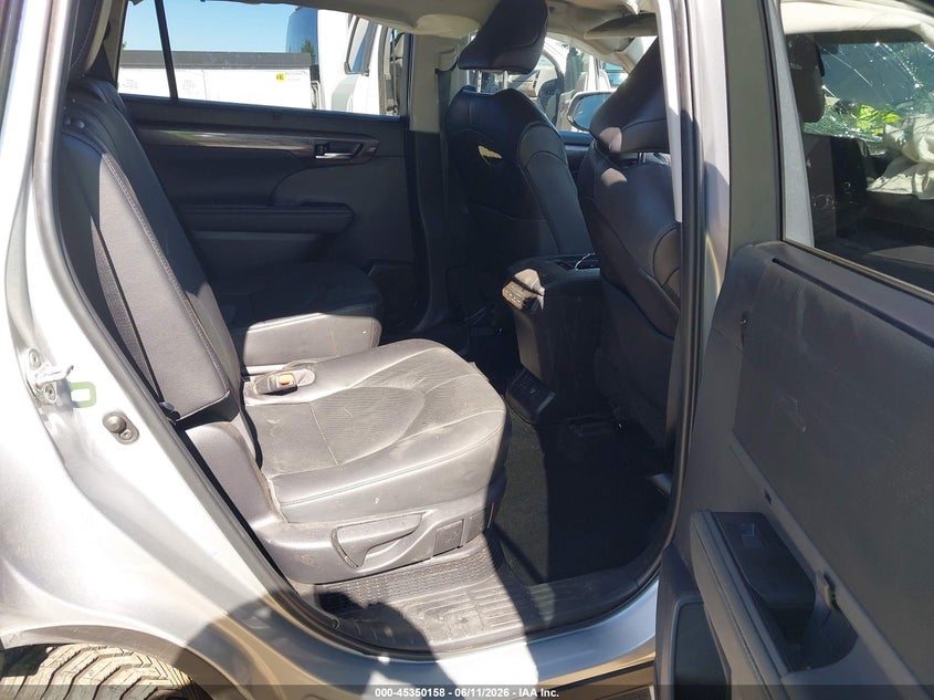 2023 Toyota Highlander VIN 5TDXBRCH8PS566798 IAAI salvage auction — RIGHT FRONT, Bill Of Sale X2 (Washington), sold $7,250 on 2026-07-21 (photo 8)