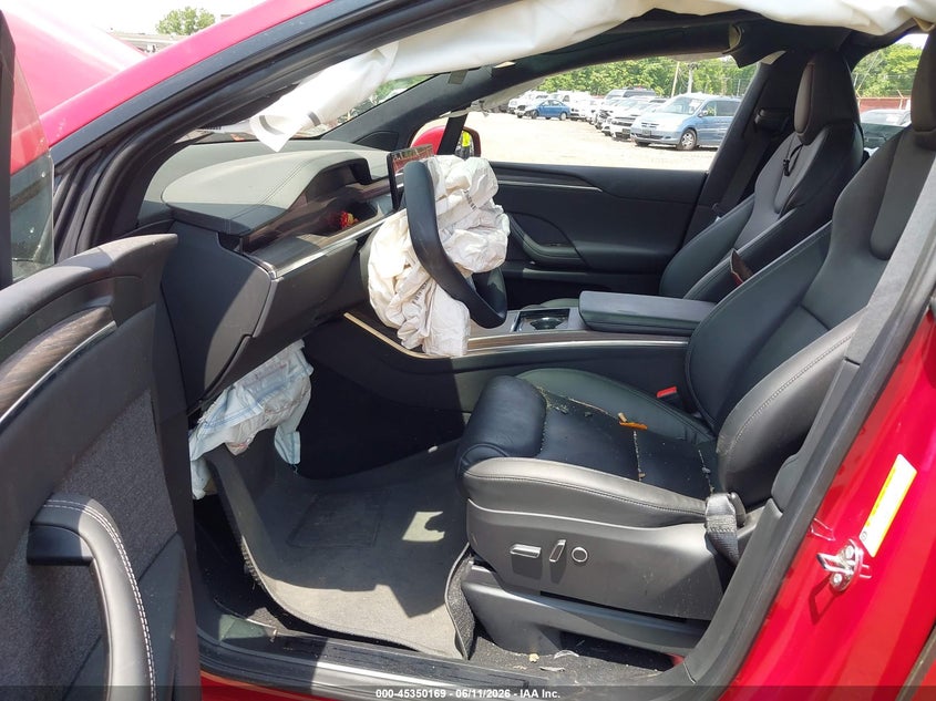 2022 Tesla Model x VIN 7SAXCBE58NF357833 IAAI salvage auction — FRONT END, Salvage Title, sold $11,400 on 2026-07-17 (photo 5)