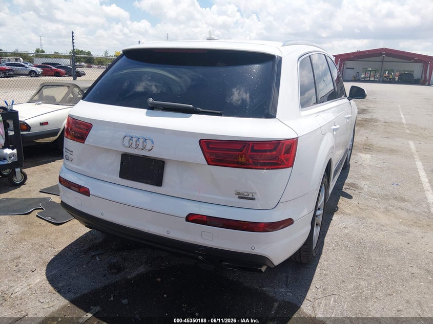 2017 Audi Q7 VIN WA1LAAF78HD042872 IAAI salvage auction — WATER/FLOOD, Salvage Title, sold $4,650 on 2026-07-19 (photo 4)