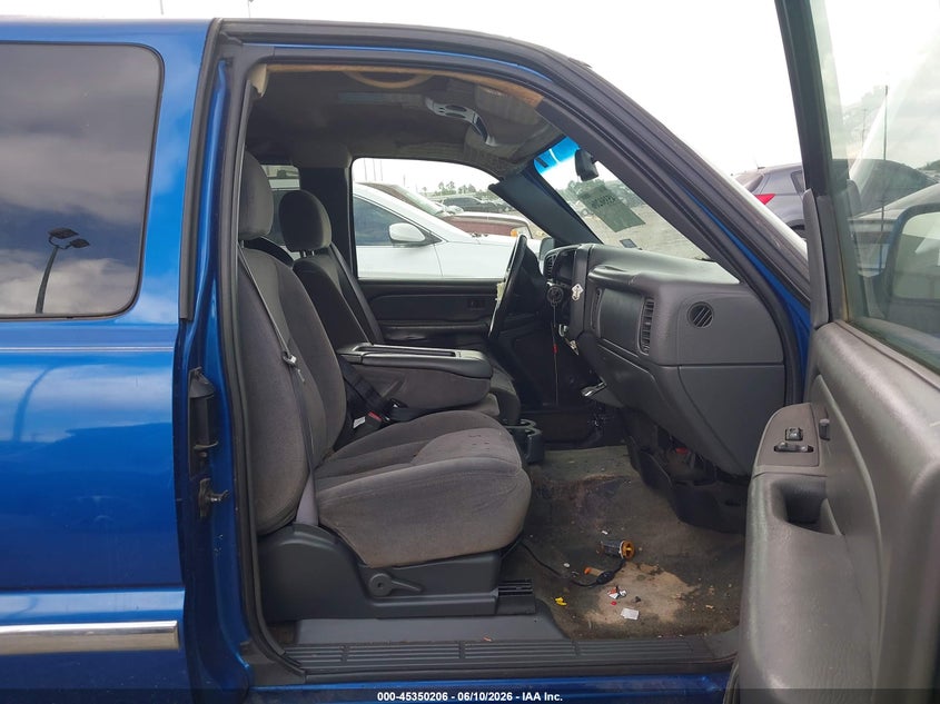 2004 Gmc Sierra 1500 VIN 2GTEC19V241116585 IAAI salvage auction — FRONT END, Salvage (Texas), sold $550 on 2026-07-09 (photo 5)