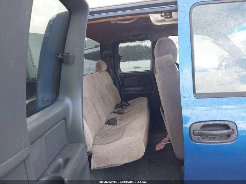 2004 Gmc Sierra 1500 VIN 2GTEC19V241116585 IAAI salvage auction — FRONT END, Salvage (Texas), sold $550 on 2026-07-09 (photo 8)