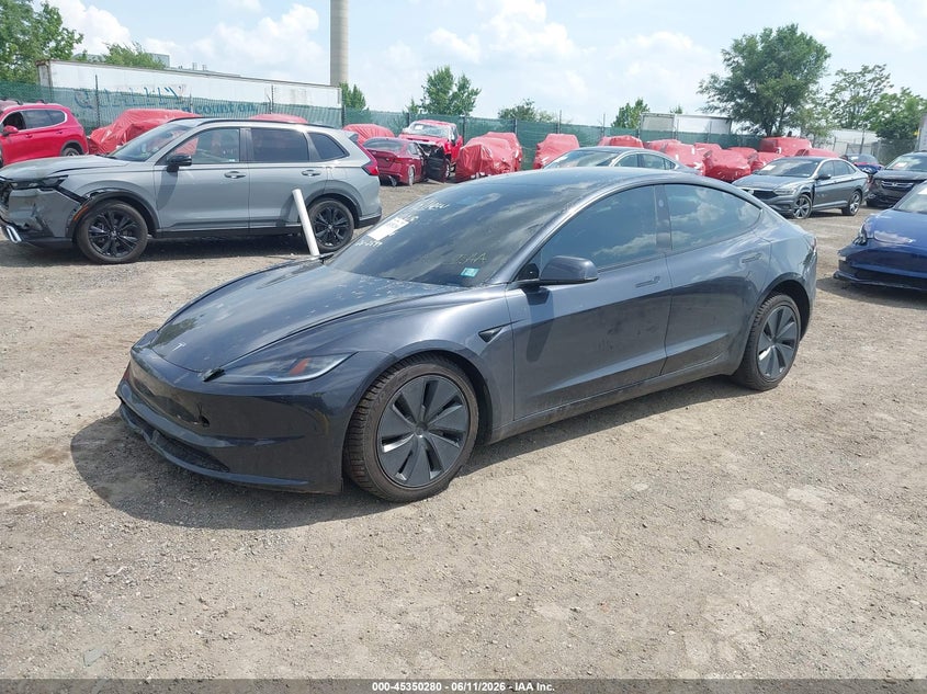 2024 Tesla Model 3 VIN 5YJ3E1EA8RF826454 IAAI salvage auction — RIGHT FRONT, Salvage Title, sold $9,900 on 2026-07-12 (photo 2)