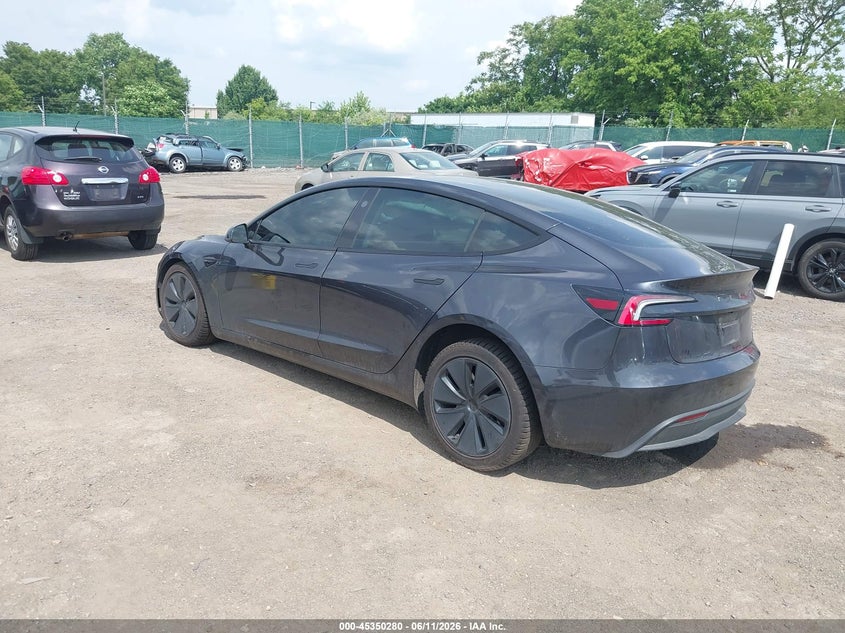 2024 Tesla Model 3 VIN 5YJ3E1EA8RF826454 IAAI salvage auction — RIGHT FRONT, Salvage Title, sold $9,900 on 2026-07-12 (photo 3)