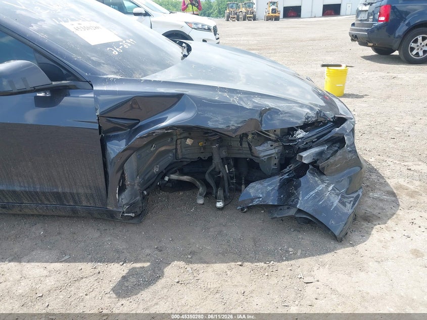 2024 Tesla Model 3 VIN 5YJ3E1EA8RF826454 IAAI salvage auction — RIGHT FRONT, Salvage Title, sold $9,900 on 2026-07-12 (photo 6)