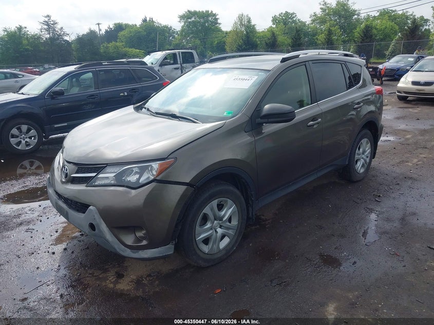 2015 Toyota Rav4 VIN JTMBFREV2FD097378 IAAI salvage auction — NORMAL WEAR, Clear (Virginia), sold $4,650 on 2026-07-14 (photo 2)