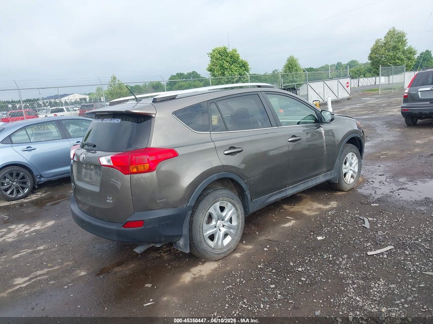 2015 Toyota Rav4 VIN JTMBFREV2FD097378 IAAI salvage auction — NORMAL WEAR, Clear (Virginia), sold $4,650 on 2026-07-14 (photo 4)