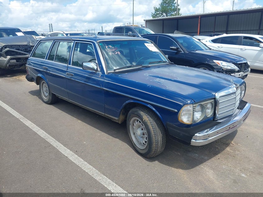 1984 Mercedes-benz 300 VIN WDBAB93A1EF008067 IAAI salvage auction — UNDERCARRIAGE, Clear (Mississippi), sold $325 on 2026-07-09 (photo 1)