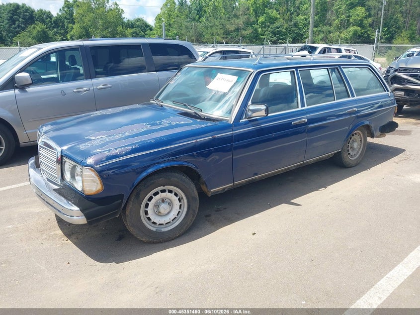 1984 Mercedes-benz 300 VIN WDBAB93A1EF008067 IAAI salvage auction — UNDERCARRIAGE, Clear (Mississippi), sold $325 on 2026-07-09 (photo 2)