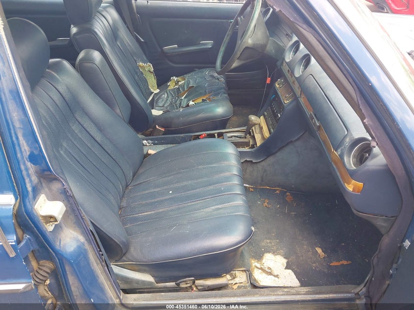1984 Mercedes-benz 300 VIN WDBAB93A1EF008067 IAAI salvage auction — UNDERCARRIAGE, Clear (Mississippi), sold $325 on 2026-07-09 (photo 5)