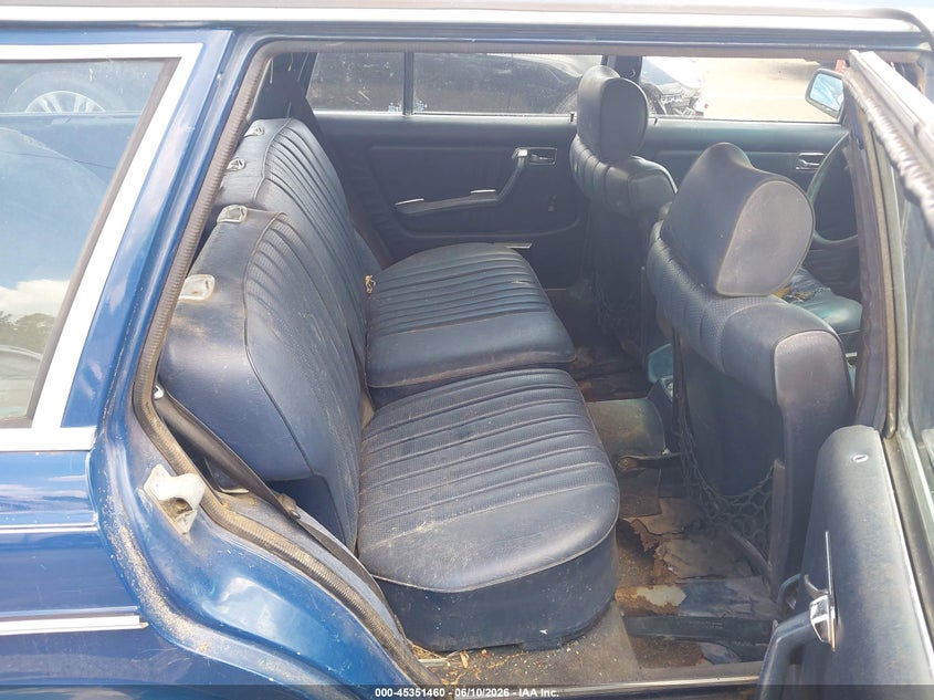 1984 Mercedes-benz 300 VIN WDBAB93A1EF008067 IAAI salvage auction — UNDERCARRIAGE, Clear (Mississippi), sold $325 on 2026-07-09 (photo 8)