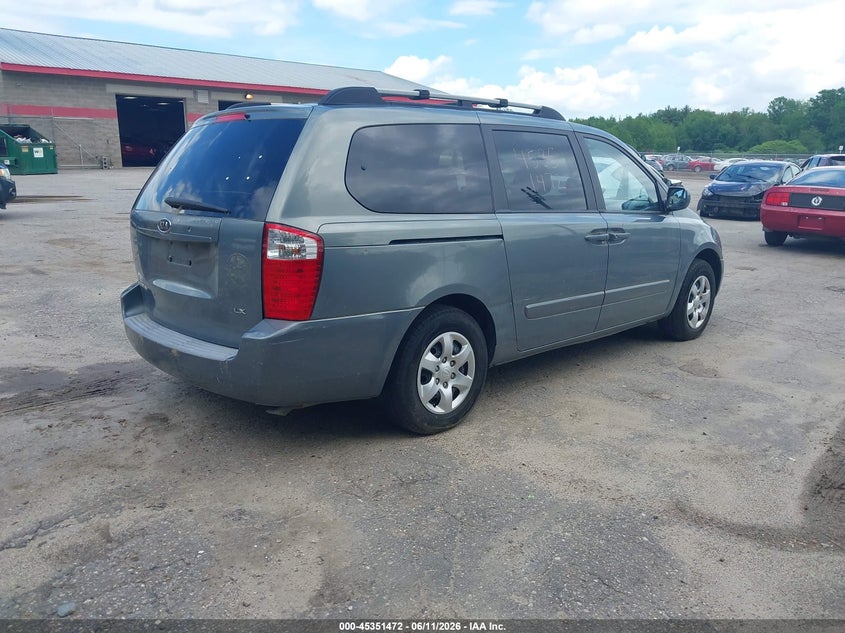 2008 Kia SEDONA VIN KNDMB233686256861 IAAI salvage auction — NORMAL WEAR, Original (Maine), sold $675 on 2026-07-06 (photo 4)