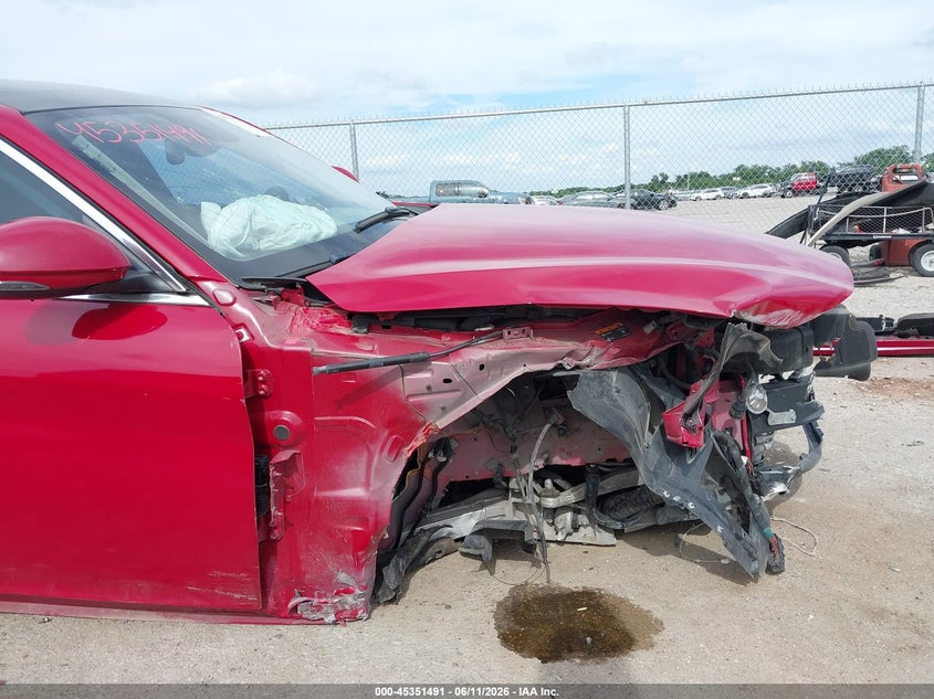 2018 Alfa romeo Giulia VIN ZARFAEBN9J7575354 IAAI salvage auction — FRONT & REAR, Salvage Title, sold $675 on 2026-08-18 (photo 6)