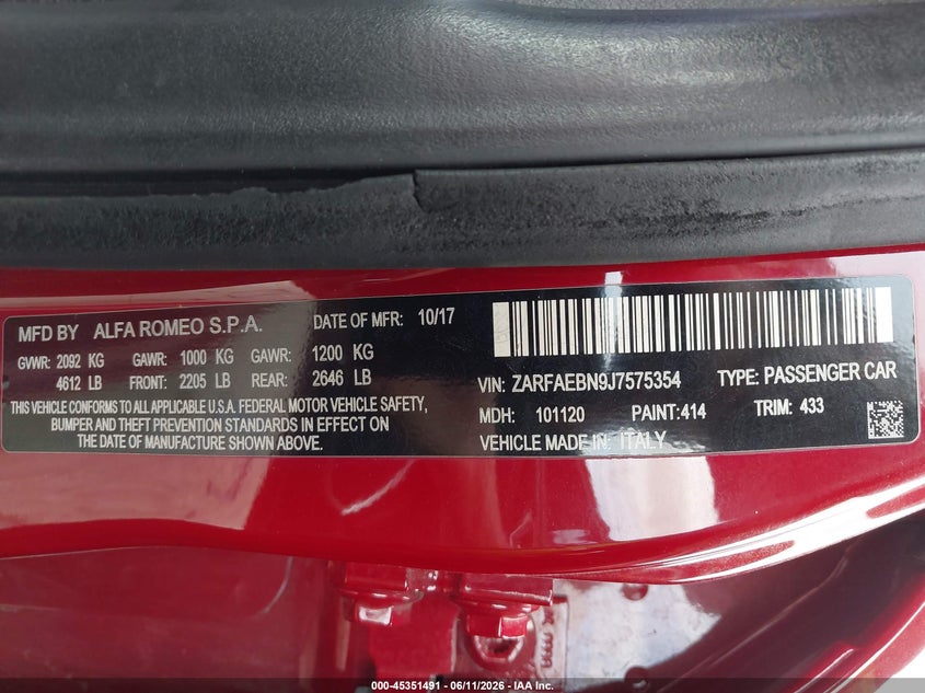 2018 Alfa romeo Giulia VIN ZARFAEBN9J7575354 IAAI salvage auction — FRONT & REAR, Salvage Title, sold $675 on 2026-08-18 (photo 9)