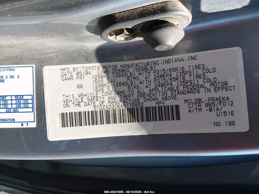 2004 Toyota Sienna VIN 5TDZA23C64S176852 IAAI salvage auction — NORMAL WEAR, Clear (Nevada), sold $600 on 2026-07-17 (photo 9)