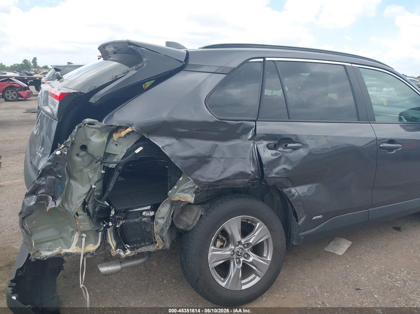 2025 Toyota Rav 4 VIN 4T3LWRFVXSU190388 IAAI salvage auction — REAR END, Salvage Title, sold $10,600 on 2026-07-29 (photo 6)