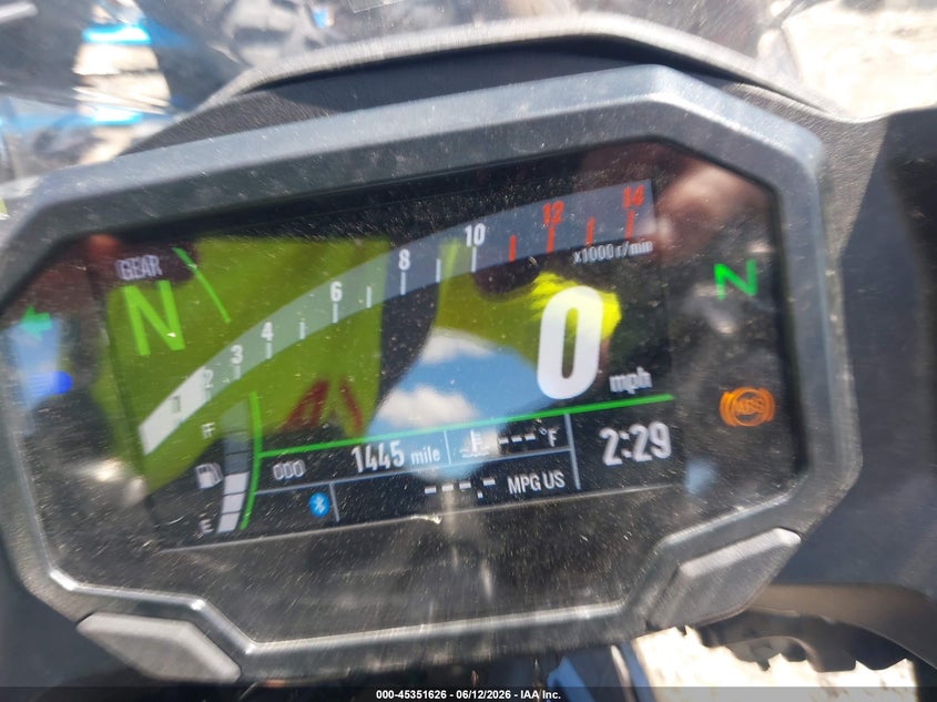 2025 Kawasaki Ninja VIN ML5EXGJ17SDA61081 IAAI salvage auction — FRONT END, Salvage (Illinois), sold $1,000 on 2026-07-28 (photo 7)