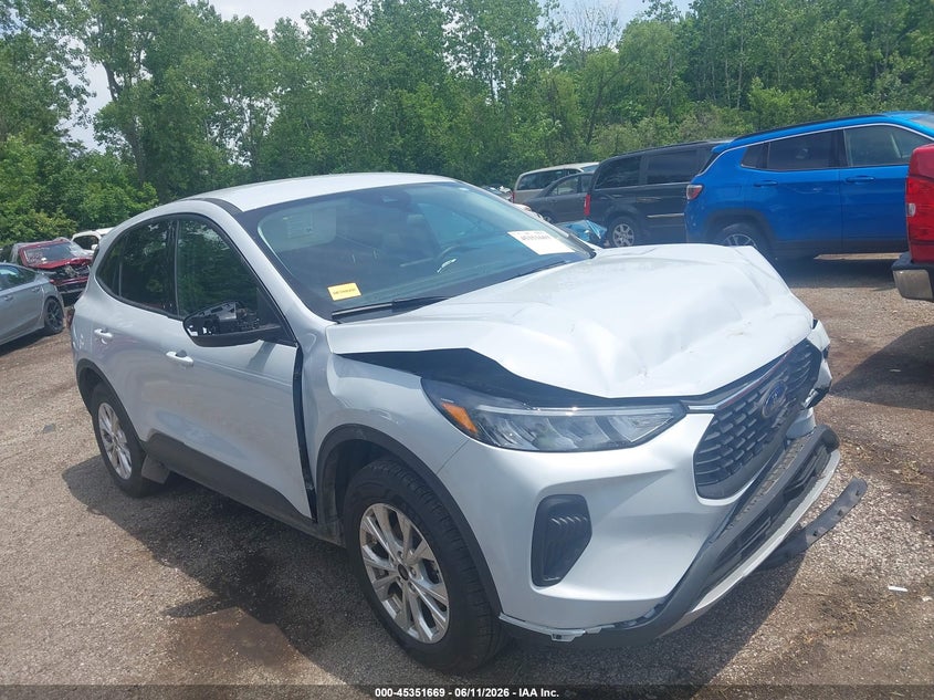 2025 Ford Escape VIN 1FMCU9GN1SUB66509 IAAI salvage auction — FRONT END, Salvage (Ohio), sold $3,300 on 2026-07-31 (photo 1)