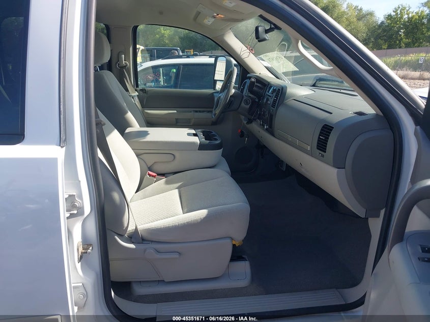 2007 Gmc Sierra 1500 VIN 2GTEK13M071596312 IAAI salvage auction — FRONT END, Salvage (Idaho), sold $1,225 on 2026-07-09 (photo 5)