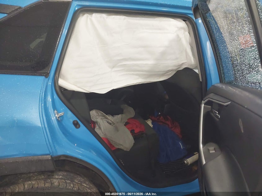 2021 Toyota Rav 4 VIN 2T3P1RFV4MW155221 IAAI salvage auction — BIOHAZARD/CHEMICAL, Salvage (Minnesota), sold $5,700 on 2026-08-16 (photo 8)