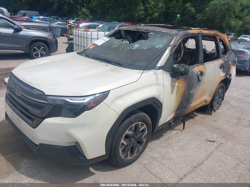 2025 Subaru Forester VIN JF2SLDDC1SH496976 IAAI salvage auction — TOTAL BURN, Junk (Missouri), sold $225 on 2026-07-29 (photo 2)