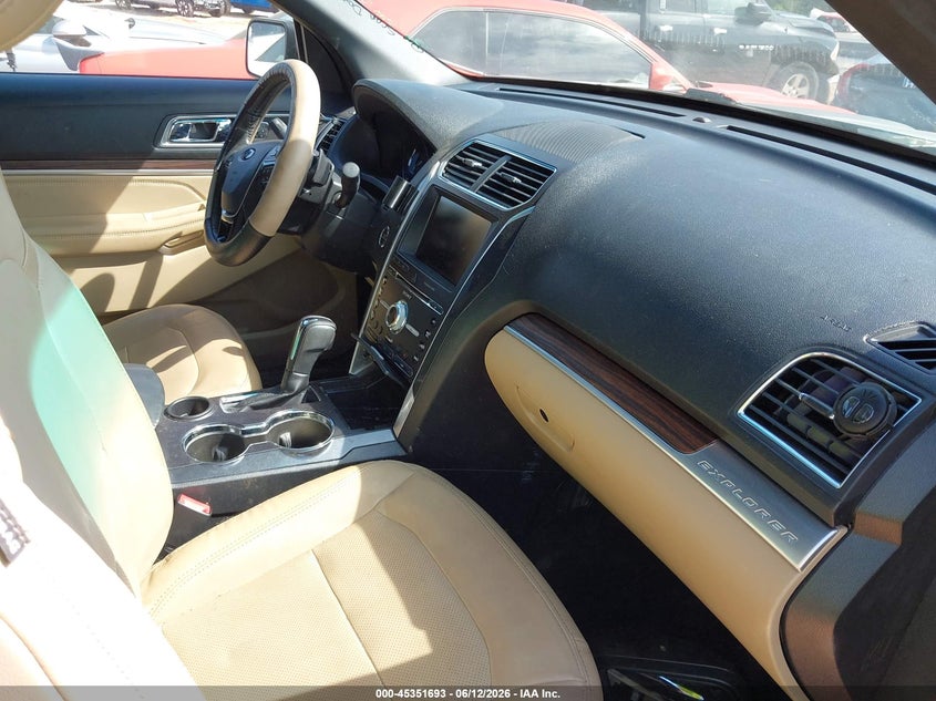 2016 Ford Explorer VIN 1FM5K7F81GGC20153 IAAI salvage auction — FRONT END, Salvage Title, sold $2,050 on 2026-08-03 (photo 5)