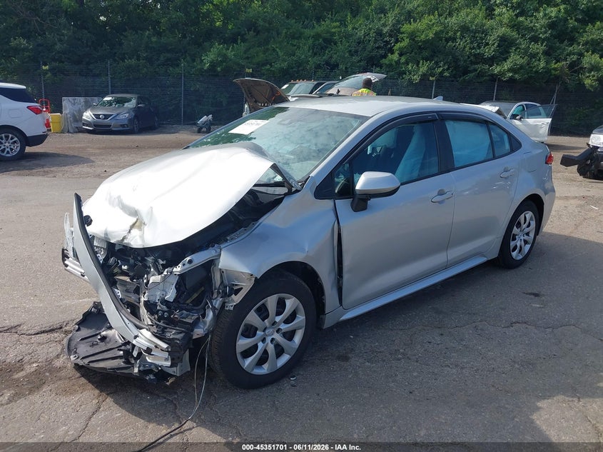 2021 Toyota Corolla VIN 5YFEPMAE2MP215572 IAAI salvage auction — FRONT END, Salvage (Pennsylvania), sold $2,850 on 2026-07-17 (photo 2)