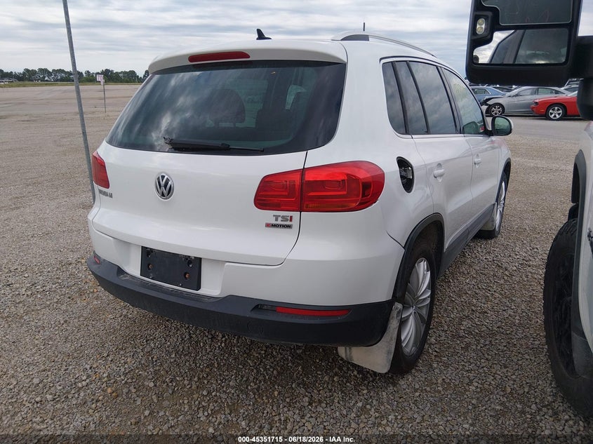 2016 Volkswagen Tiguan VIN WVGBV7AX4GW529615 IAAI salvage auction — NORMAL WEAR, Repossessed (Missouri), sold $500 on 2026-08-06 (photo 4)
