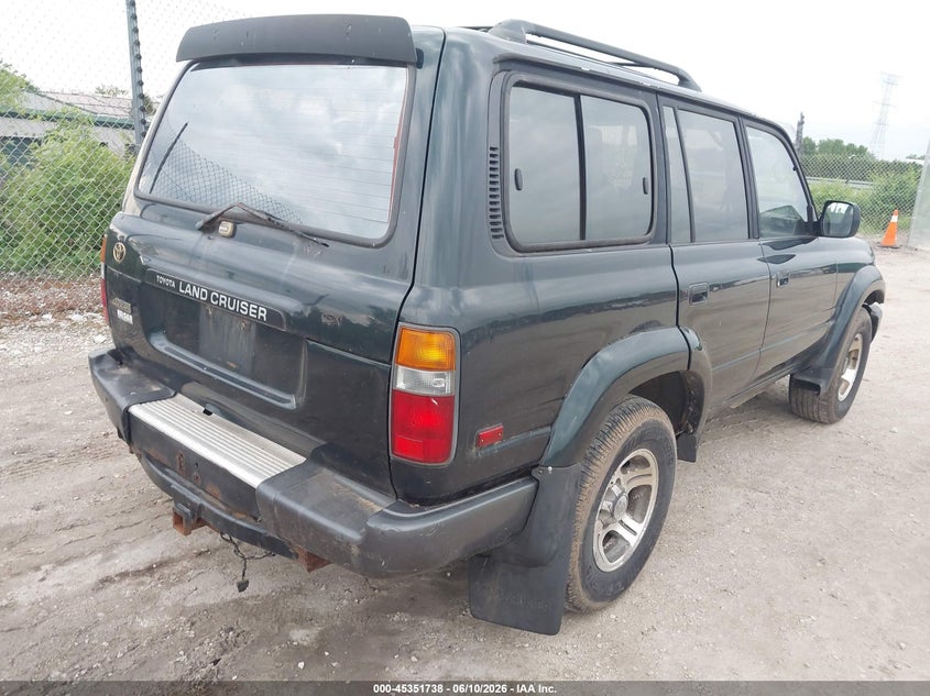 1996 Toyota Land cruiser VIN JT3HJ85J0T0143880 IAAI salvage auction — NORMAL WEAR, Clear-Endorsement (Wisconsin), sold $2,125 on 2026-07-28 (photo 4)