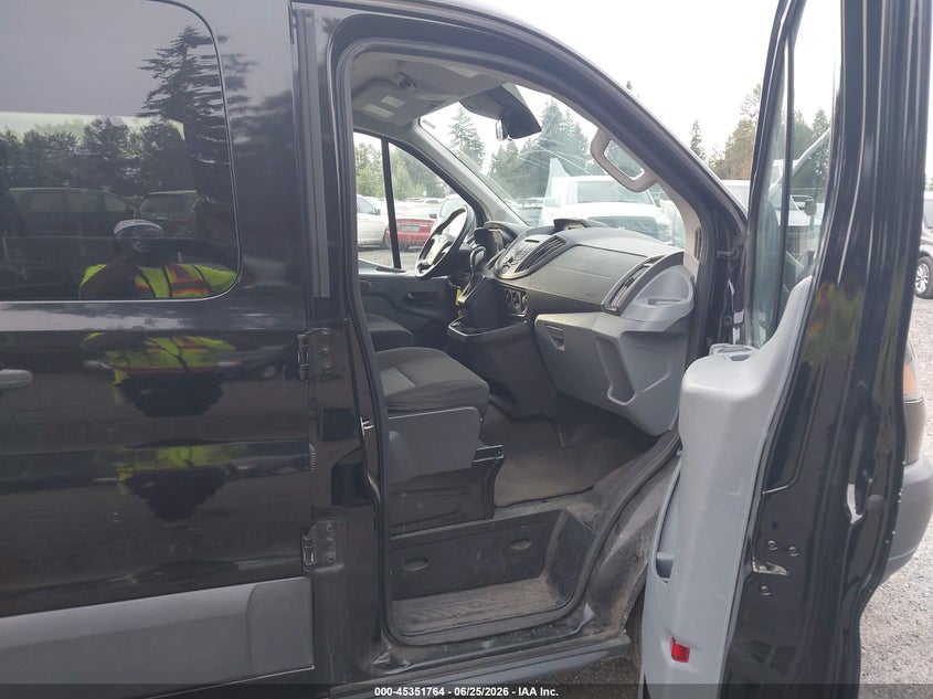 2017 Ford Transit 150 VIN 1FMZK1ZM0HKA98942 IAAI salvage auction — NORMAL WEAR, Sf97 (Washington), sold $5,800 on 2026-07-29 (photo 5)