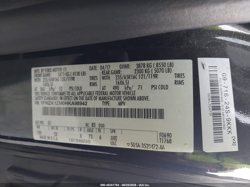 2017 Ford Transit 150 VIN 1FMZK1ZM0HKA98942 IAAI salvage auction — NORMAL WEAR, Sf97 (Washington), sold $5,800 on 2026-07-29 (photo 9)