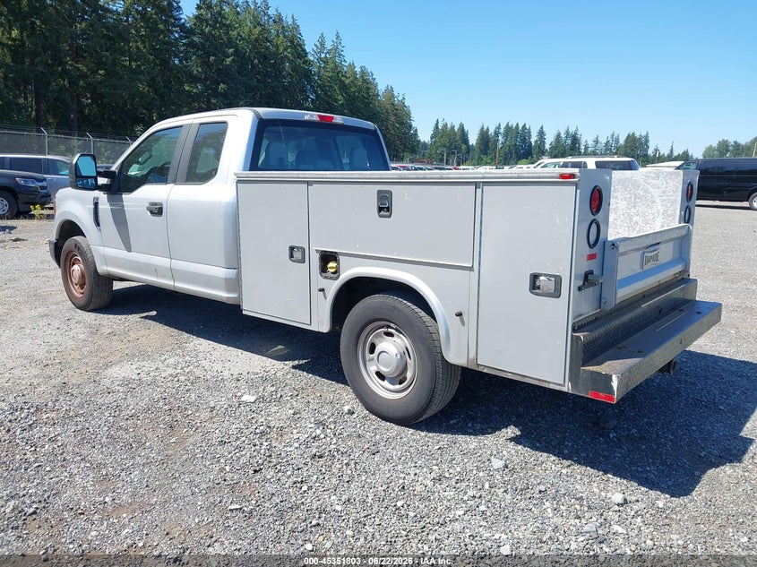 2017 Ford F-250 VIN 1FD7X2A65HEE21098 IAAI salvage auction — NORMAL WEAR, Sf97 (Washington), sold $14,400 on 2026-07-29 (photo 3)