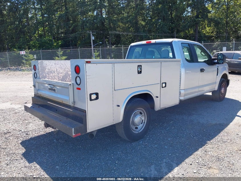 2017 Ford F-250 VIN 1FD7X2A65HEE21098 IAAI salvage auction — NORMAL WEAR, Sf97 (Washington), sold $14,400 on 2026-07-29 (photo 4)