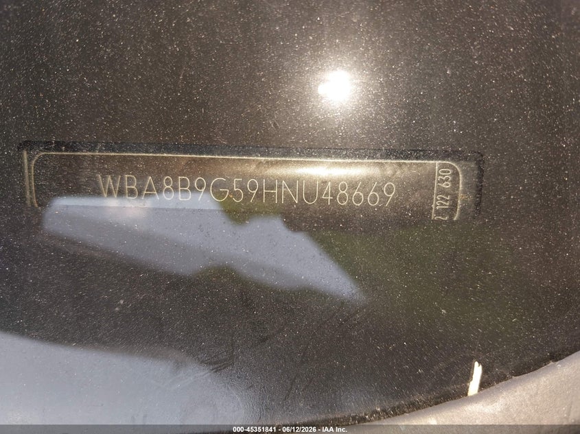 2017 BMW 3er VIN WBA8B9G59HNU48669 IAAI salvage auction — UNKNOWN, Salvage (Virginia), sold $1,925 on 2026-07-21 (photo 9)