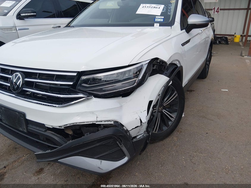 2024 Volkswagen Tiguan VIN 3VVTB7AX1RM222103 IAAI salvage auction — LEFT FRONT, Salvage (Texas), sold $10,900 on 2026-07-29 (photo 6)