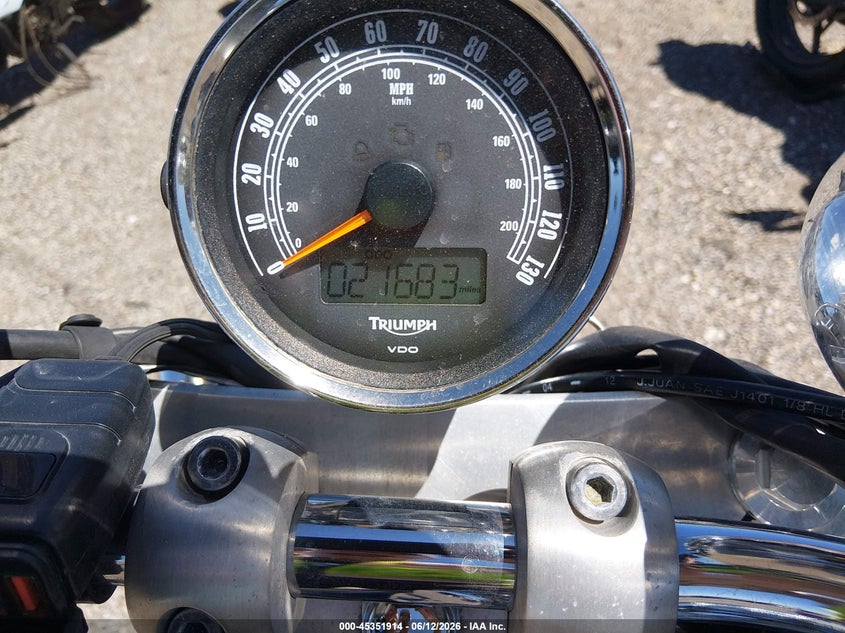 2013 Triumph motorcycle America VIN SMT905RNXDT576414 IAAI salvage auction — SIDE, Salvage (Utah), sold $425 on 2026-07-07 (photo 7)