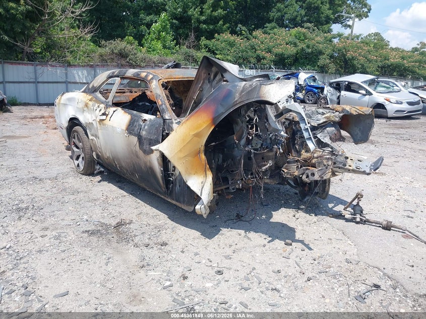 2015 Dodge Challenger VIN 2C3CDZBT0FH708772 IAAI salvage auction — Burn Engine, Salvage Title, sold $200 on 2026-07-31 (photo 1)