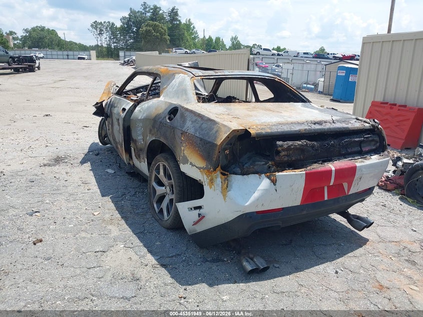 2015 Dodge Challenger VIN 2C3CDZBT0FH708772 IAAI salvage auction — Burn Engine, Salvage Title, sold $200 on 2026-07-31 (photo 3)