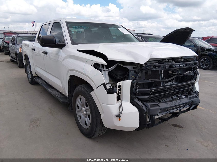 2024 Toyota Tundra VIN 5TFKB5AB4RX034088 IAAI salvage auction — FRONT END, Original (Texas), sold $16,850 on 2026-08-11 (photo 1)