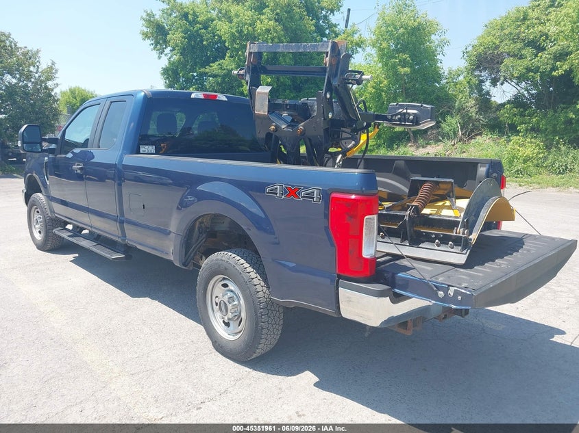 2019 Ford F-350 VIN 1FT8X3B66KED55844 IAAI salvage auction — NORMAL WEAR, Sf97 (New York), sold $26,500 on 2026-07-23 (photo 3)