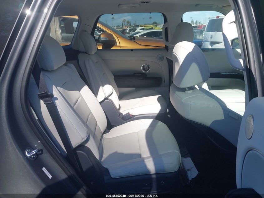 2026 Hyundai Palisade VIN KM8RM5SA9TU065355 IAAI salvage auction — REAR END, Salvage Title, sold $13,000 on 2026-07-22 (photo 8)