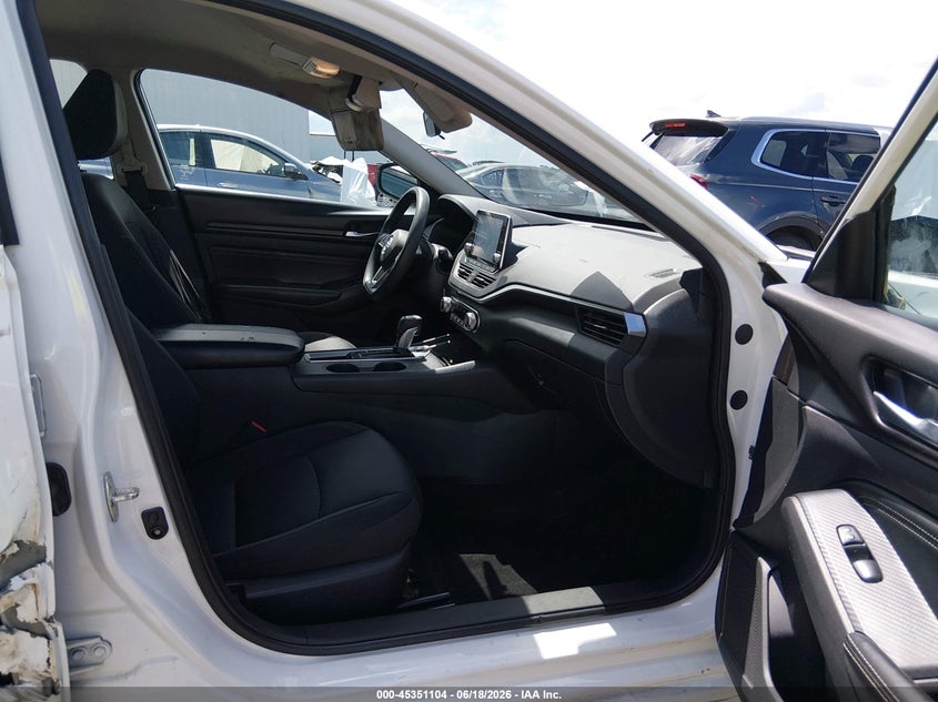 2020 Nissan Altima VIN 1N4BL4BV5LC208383 IAAI salvage auction — SIDE, Salvage Title, sold $2,250 on 2026-07-25 (photo 5)
