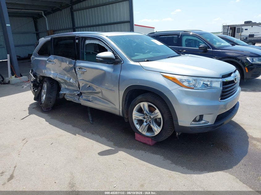 2016 Toyota Highlander VIN 5TDDKRFH2GS248464 IAAI salvage auction — SIDE, Salvage (Nebraska), sold $6,375 on 2026-07-30 (photo 1)