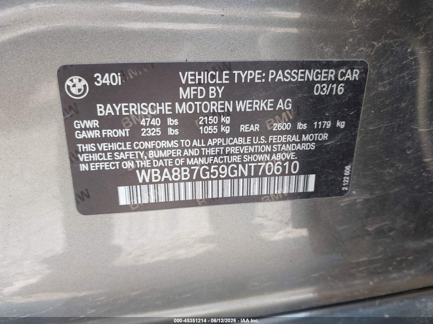 2016 BMW 3er VIN WBA8B7G59GNT70610 IAAI salvage auction — FRONT END, Wait Title, sold $5,700 on 2026-08-18 (photo 9)