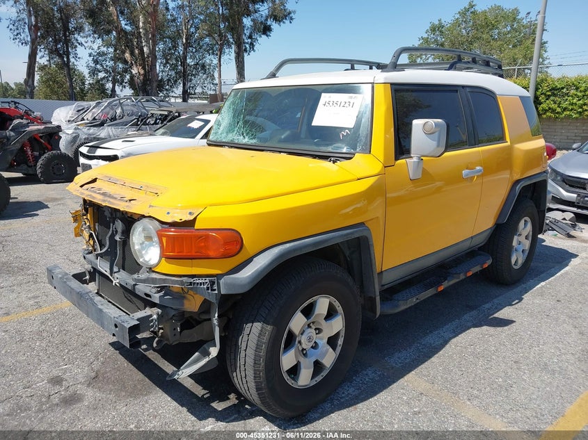 2007 Toyota Fj cruiser VIN JTEBU11FX70024253 IAAI salvage auction — FRONT END, Salvage (California), sold $3,350 on 2026-07-21 (photo 2)