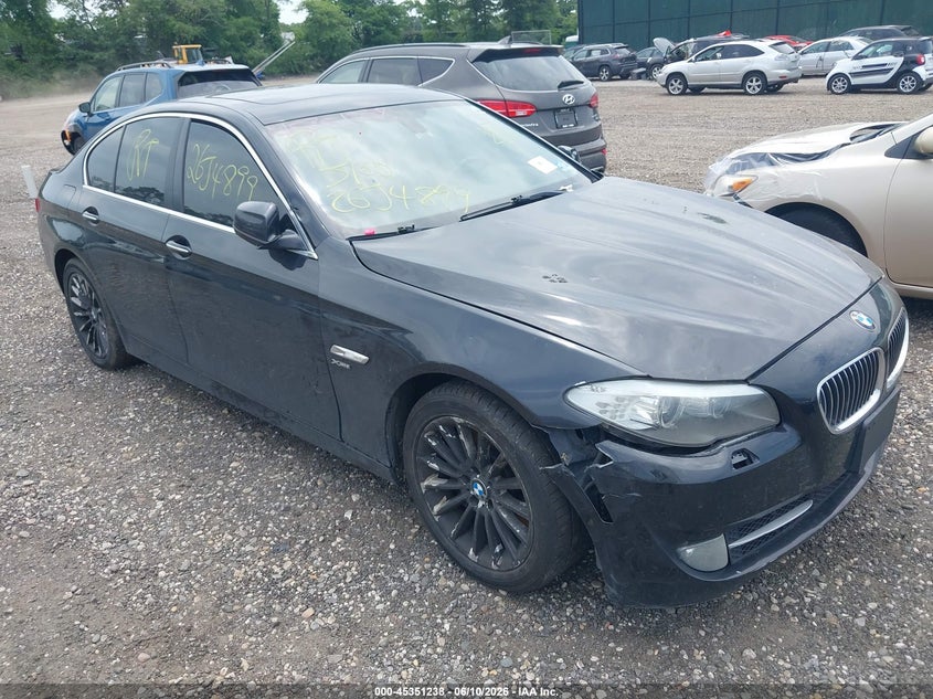 2013 BMW 5er VIN WBAFU7C58DDU71095 IAAI salvage auction — FRONT & REAR, Salvage Title, sold $675 on 2026-07-14 (photo 1)