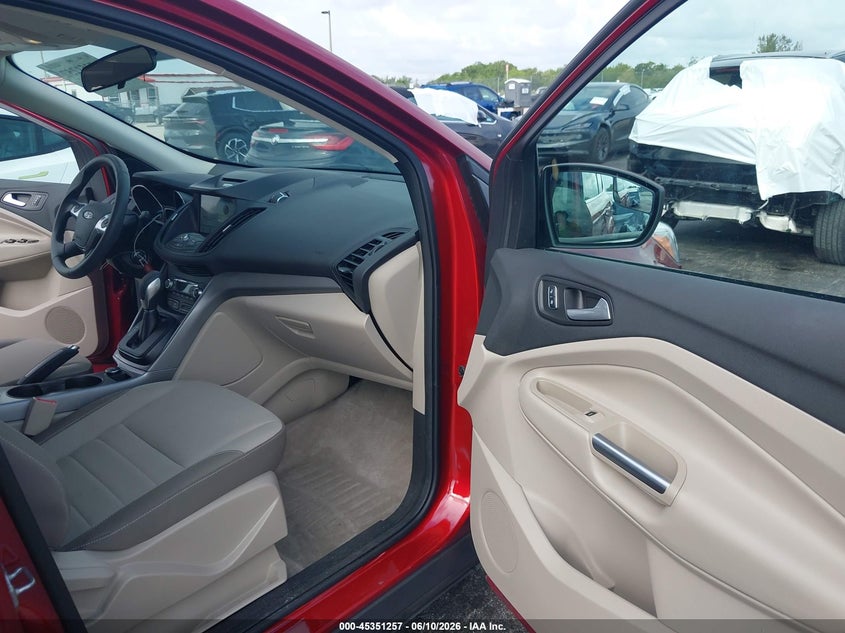 2016 Ford Escape VIN 1FMCU0GX2GUC35700 IAAI salvage auction — FRONT & REAR, Salvage Title, sold $2,300 on 2026-07-25 (photo 5)