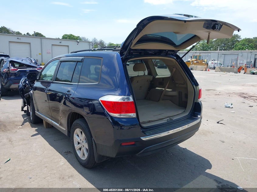 2011 Toyota Highlander VIN 5TDBK3EH8BS077847 IAAI salvage auction — LEFT FRONT, Salvage (Georgia), sold $2,100 on 2026-08-01 (photo 3)
