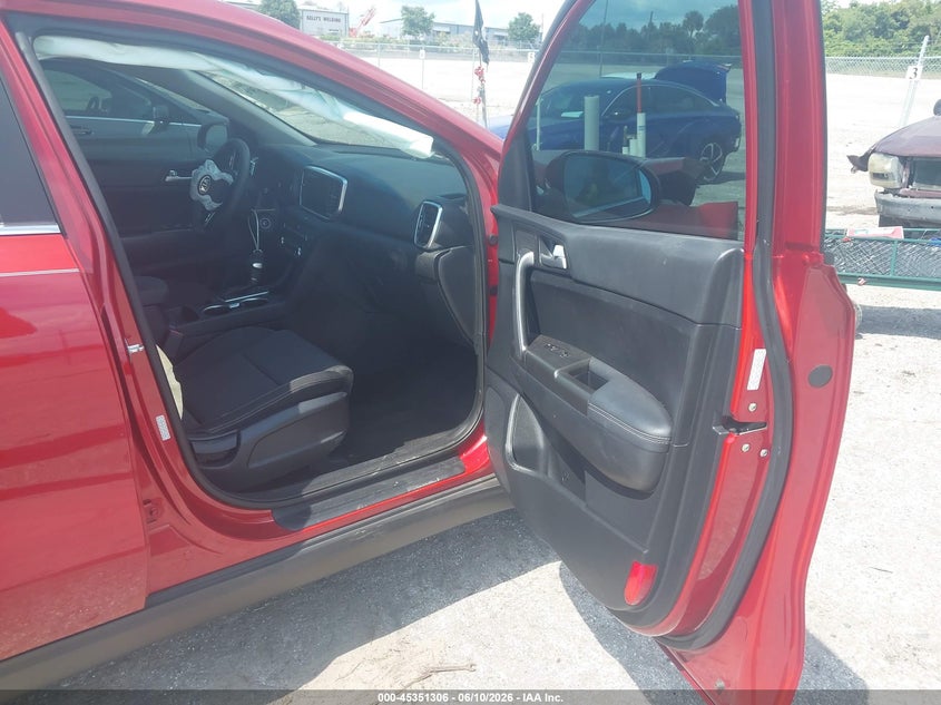 2021 Kia Sportage VIN KNDPM3AC1M7912842 IAAI salvage auction — FRONT END, Salvage Title, sold $2,500 on 2026-07-23 (photo 5)