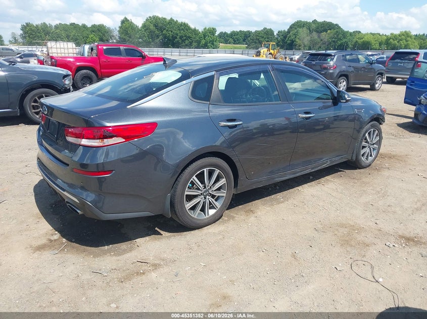 2019 Kia Optima VIN 5XXGT4L31KG376307 IAAI salvage auction — FRONT END, Salvage Title, sold $2,850 on 2026-07-29 (photo 4)