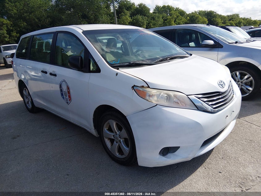 2013 Toyota Sienna VIN 5TDZK3DC0DS306500 IAAI salvage auction — NORMAL WEAR, Original (Texas), sold $2,300 on 2026-07-29 (photo 1)
